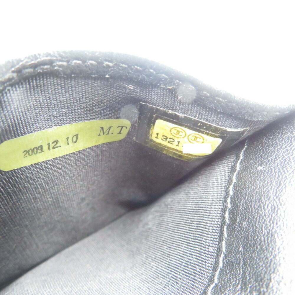 CHANEL Black Leather Logo Wallet - Picture 6 of 8